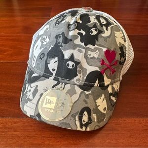 New Era x Tokidoki trucker hat | OS grey/white camouflage w/pink embroidery